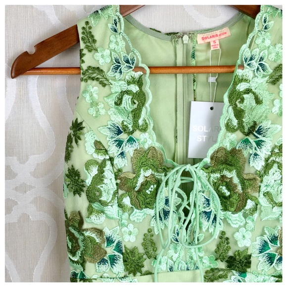 Green and Floral Embroidery Romper - Picture 2 of 8